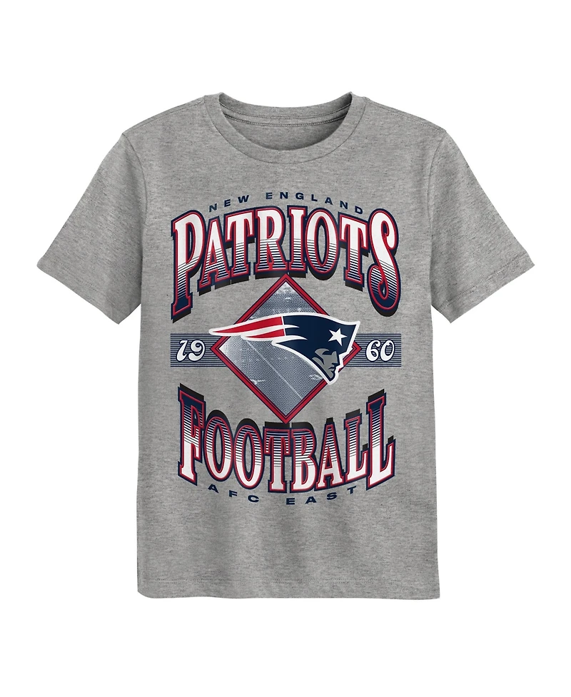 Outerstuff Boys' and Girls' 2T-5T Of Days Past New England Patriots Retro Oversized T-Shirt