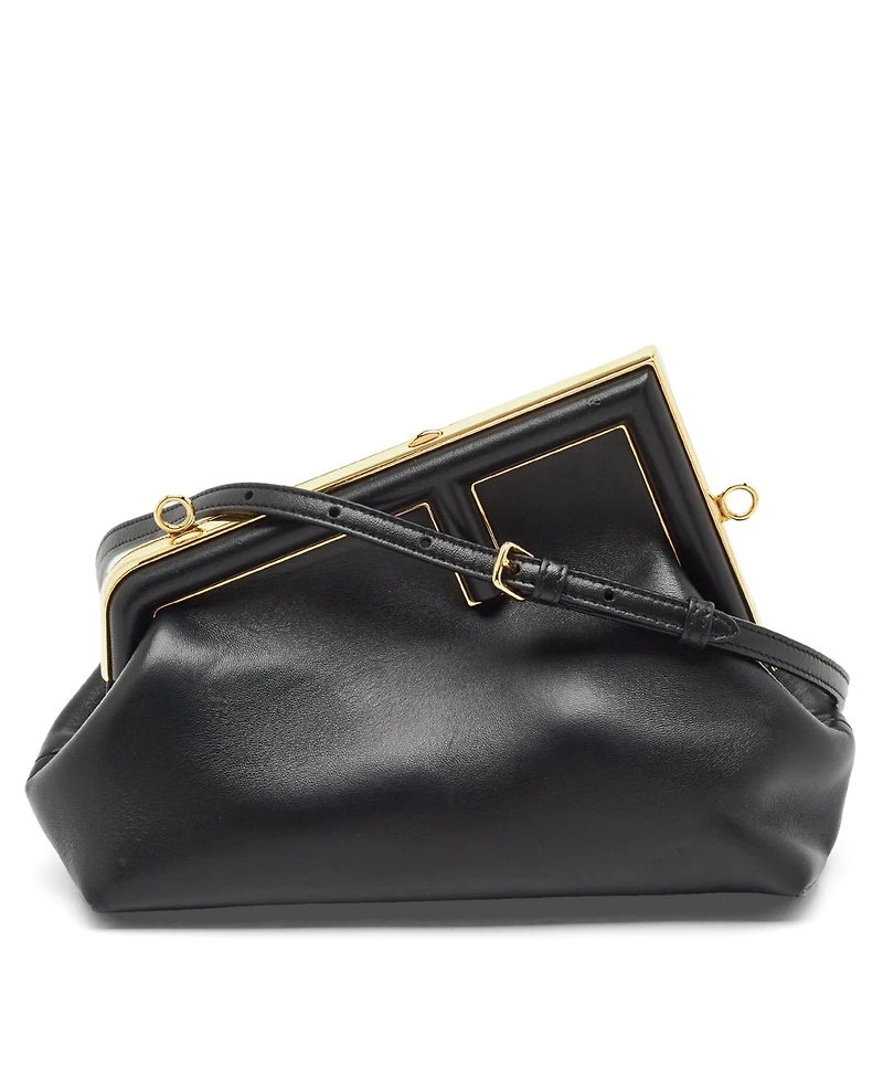 Pre-Owned Fendi Women's Leather Clutch