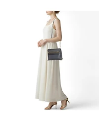 Pre-Owned Chloe Clare Small Leather Shoulder Bag