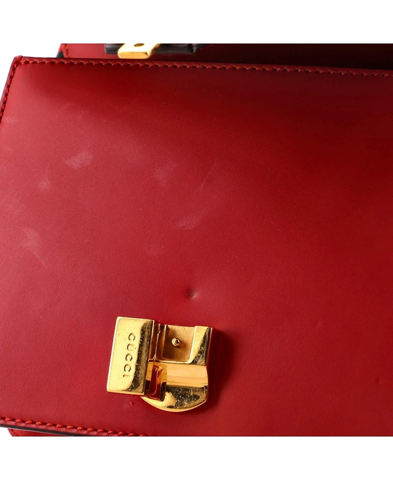 Pre-Owned Gucci Mini Sylvie Chain Shoulder Bag Leather