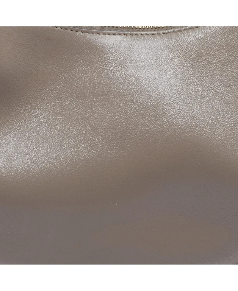 Pre-Owned Fendi Leather Shoulder Bag