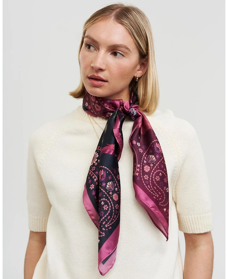 Fable England Women's Eve Narrative Medium Square Scarf