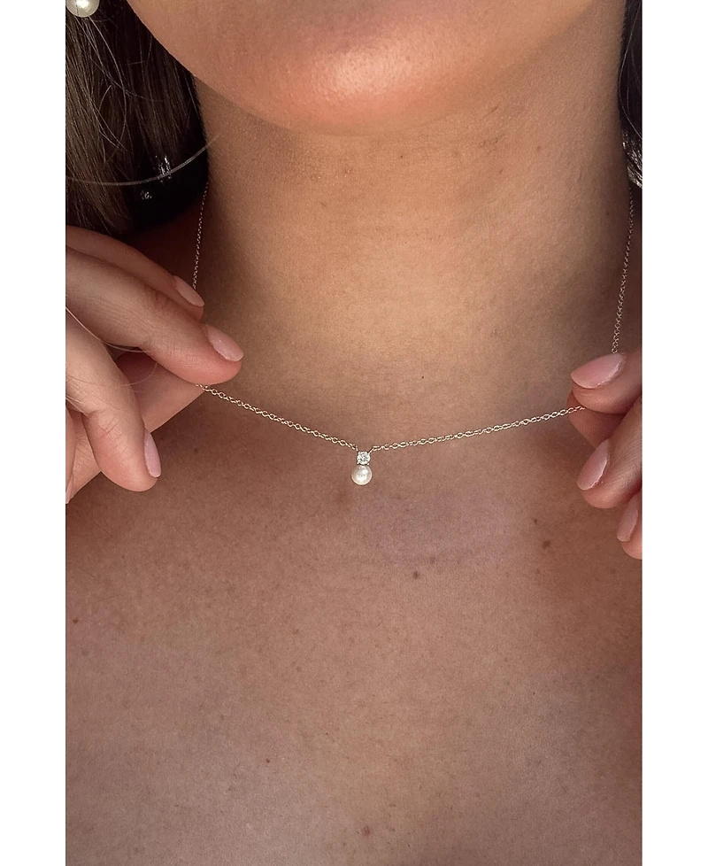 Untamed Petals Sloane Pearl and Crystal Necklace