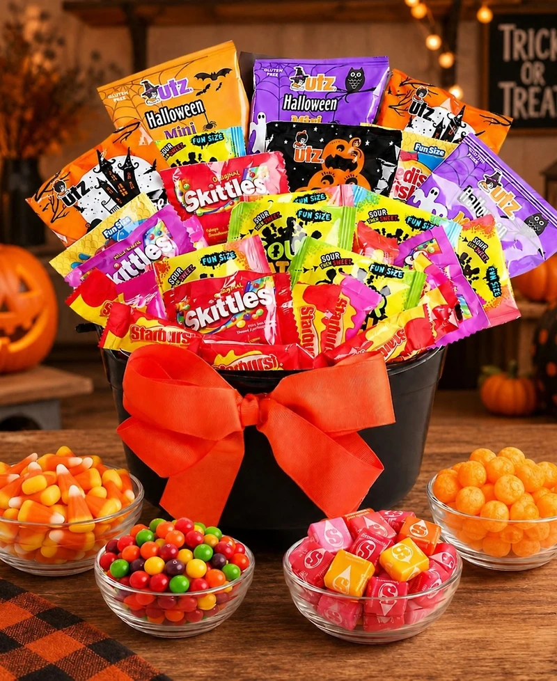 Beyond the Bow Gifts Witch's Cauldron of Treats Gift Basket, 30-Pieces
