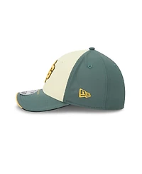 New Era Men's Cream Green Bay Packers 2026 Rivalries Collection 39THIRTY Flex Hat
