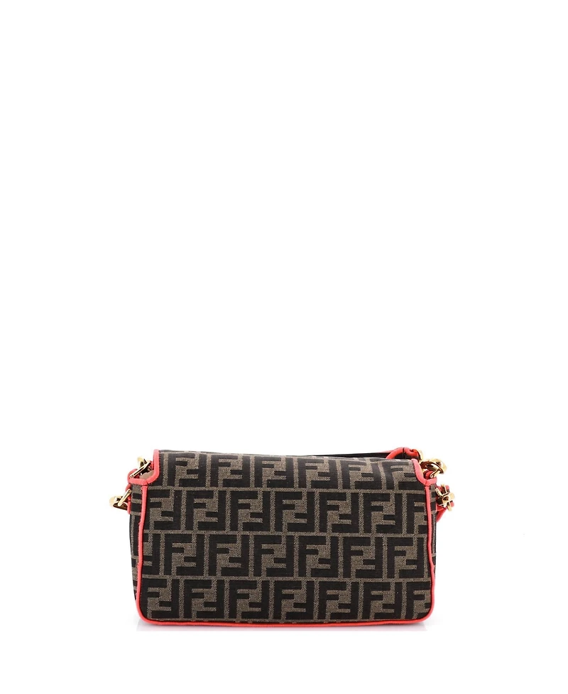 Pre-Owned Fendi Medium Baguette Nm Bag Zucca Canvas