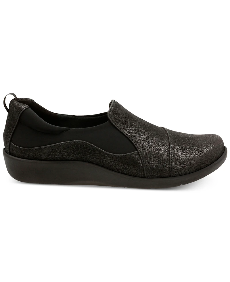 Clarks Women's Cloudsteppers Sillian Paz Flats