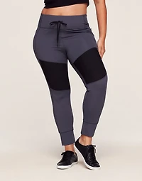 Amieka Jogger