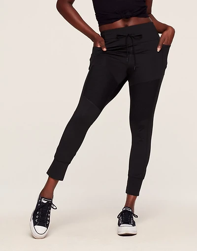 Amieka Jogger