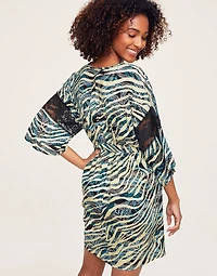 Desirae Robe