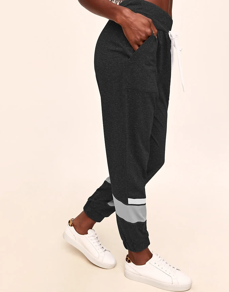 Edyn Jogger