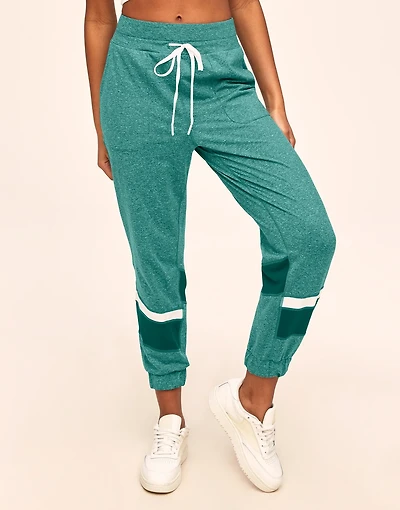 Edyn Jogger