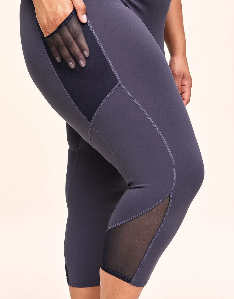 Ava Cozy Crop Legging