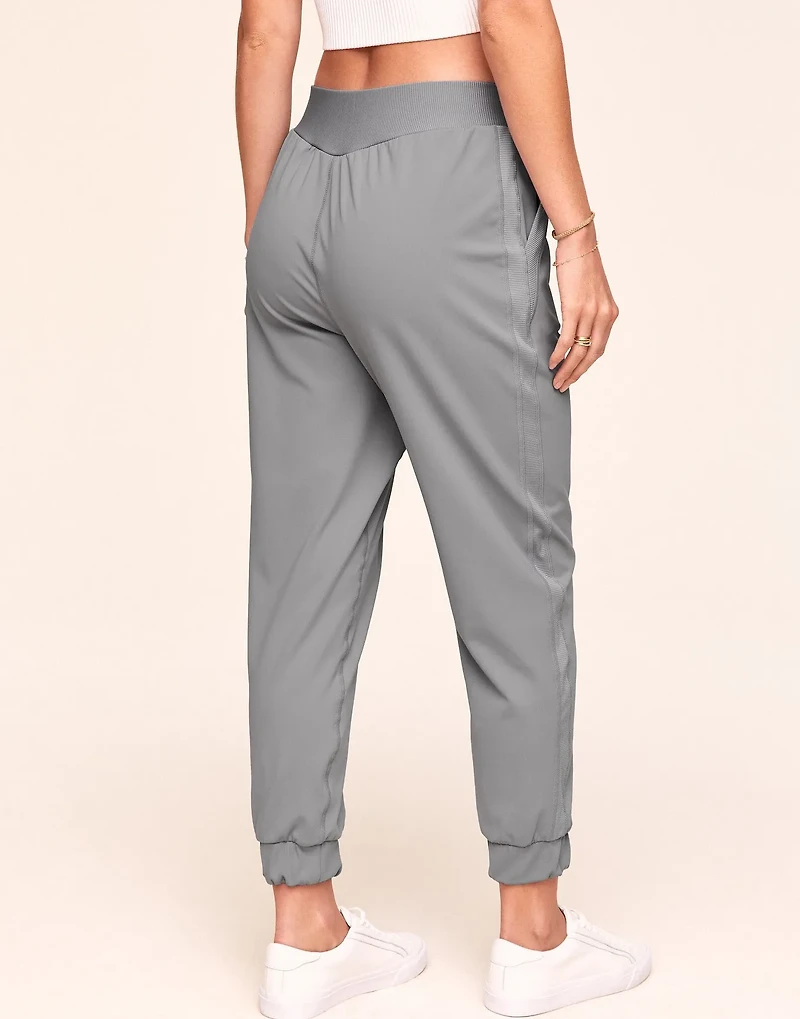 Anisha Jogger