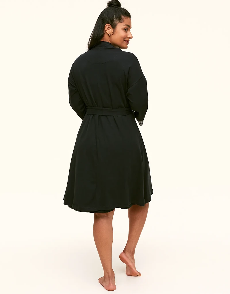 Rachelle Robe