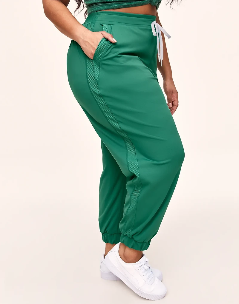 Anisha Jogger