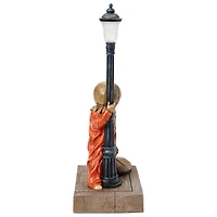 Light-Up Lamp Post Sam Statue - Trick 'r Treat