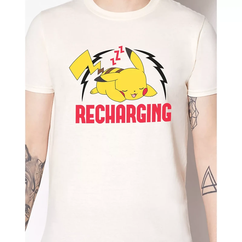 Recharging Pikachu T Shirt - Pokémon
