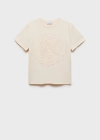 Crochet floral embroidered t-shirt