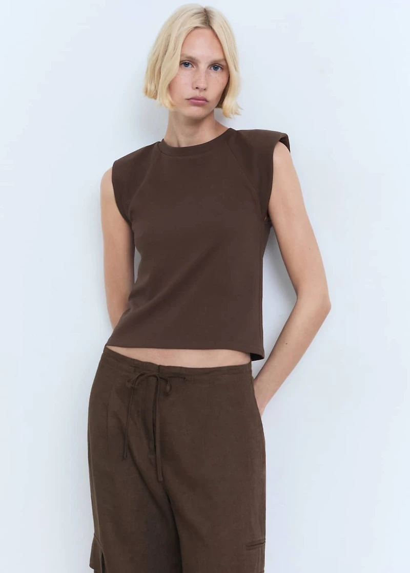 Shoulder pad t-shirt