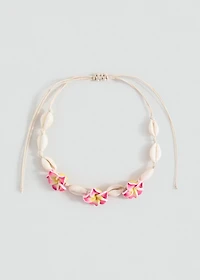 Shell choker necklace