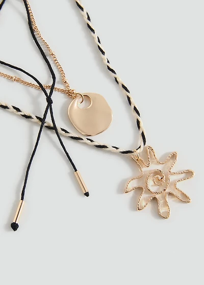 Mixed pendants necklace
