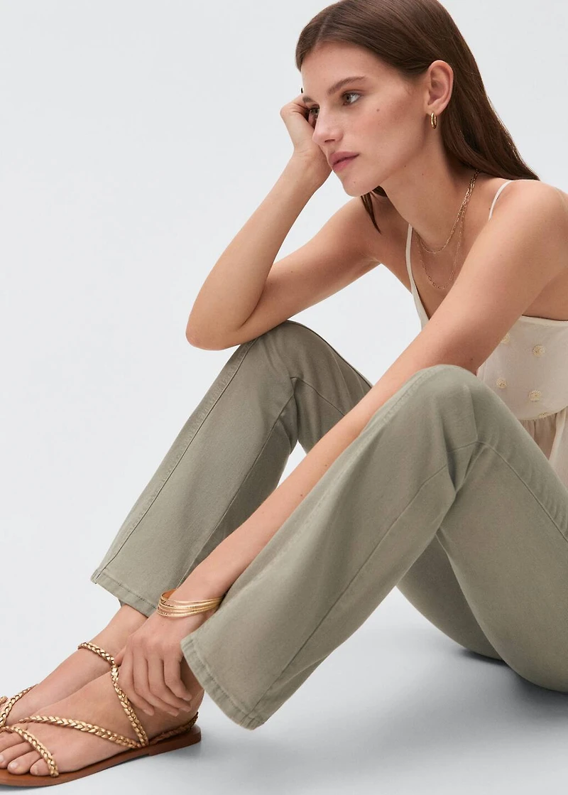 Decorative seam flared jeans