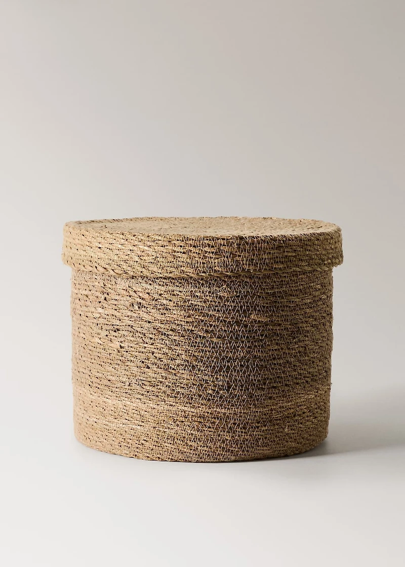 Seagrass basket with round lid