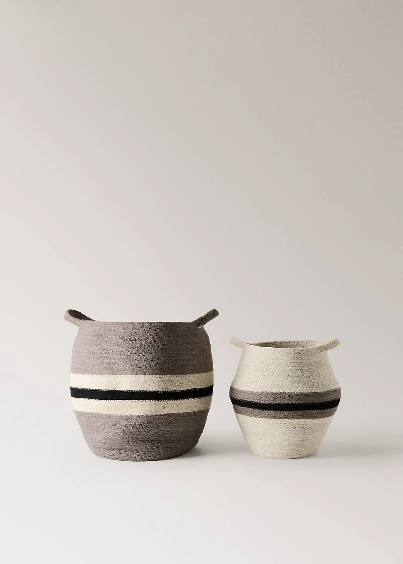 Large jute basket with stripes