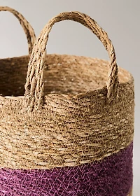 Seagrass basket with stripes