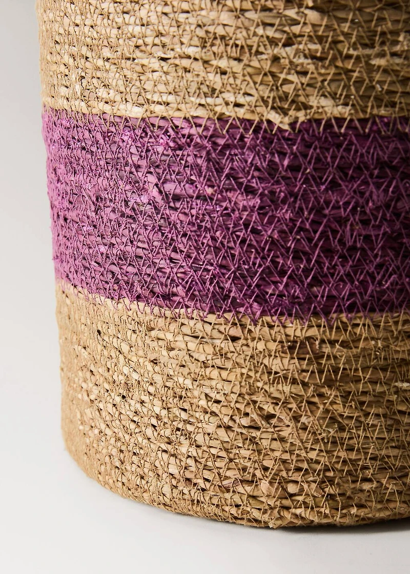 Seagrass basket with stripes