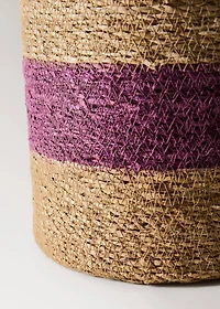Seagrass basket with stripes