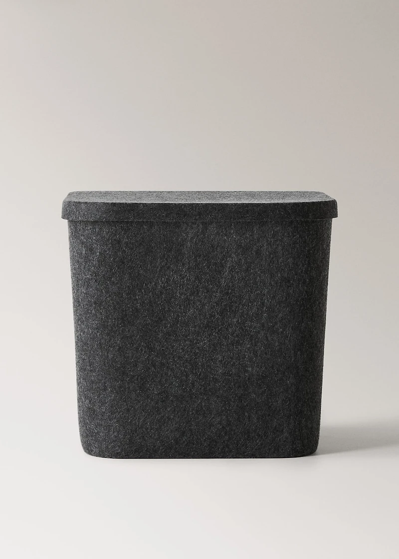 Square felt box with lid