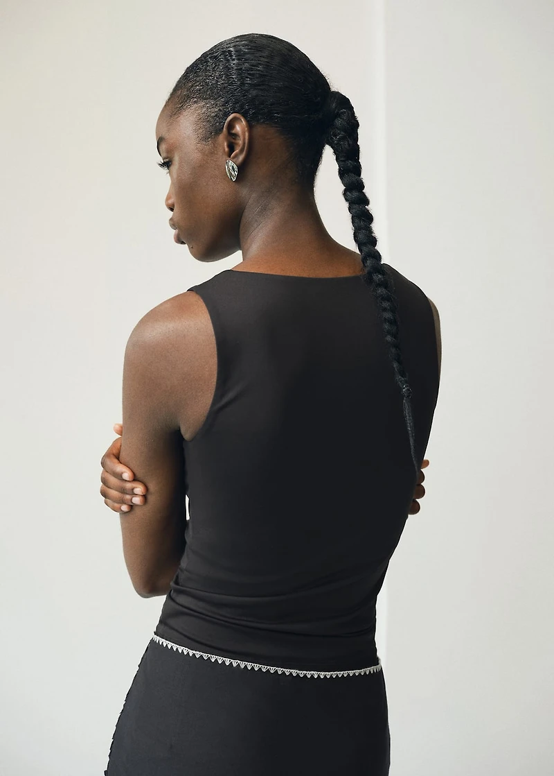 Plain strapless top