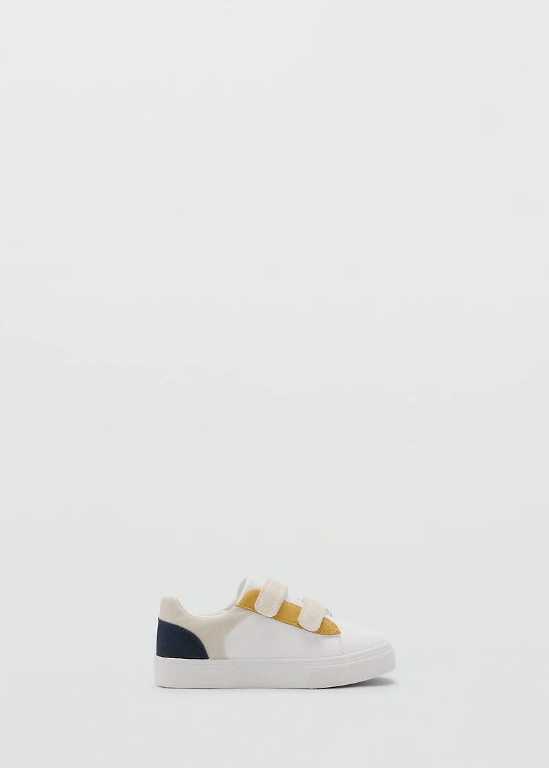 Velcro fastening straps sneakers