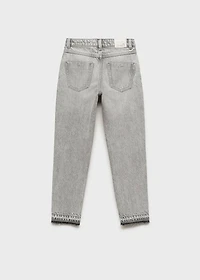 Mom fit decorative rips jeans