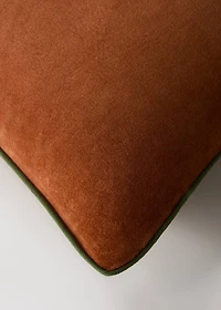 Velvet cushion cover with contrasting piping 60x60 cm