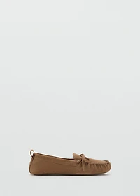 Leather moccasins with fur lining