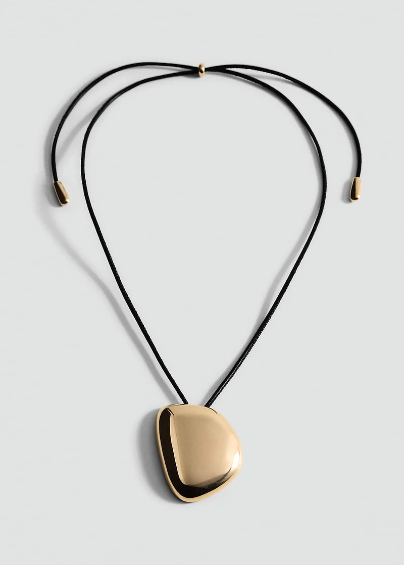 Metal pendant necklace