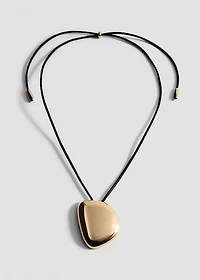 Metal pendant necklace