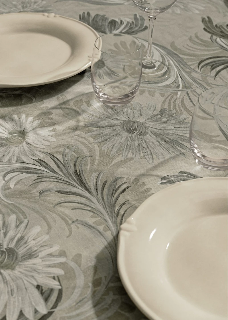 Cotton jacquard floral-print tablecloth for 6 to 8 diners