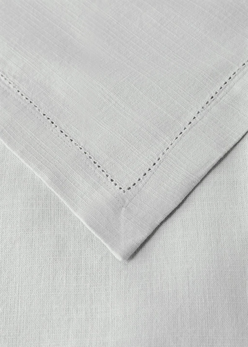Cotton hemstitched tablecloth for 6 to 8 diners