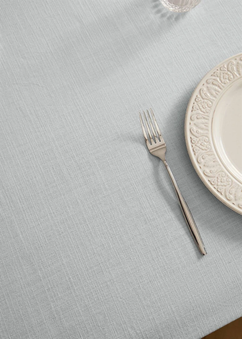 Cotton hemstitched tablecloth for 8 to 10 diners