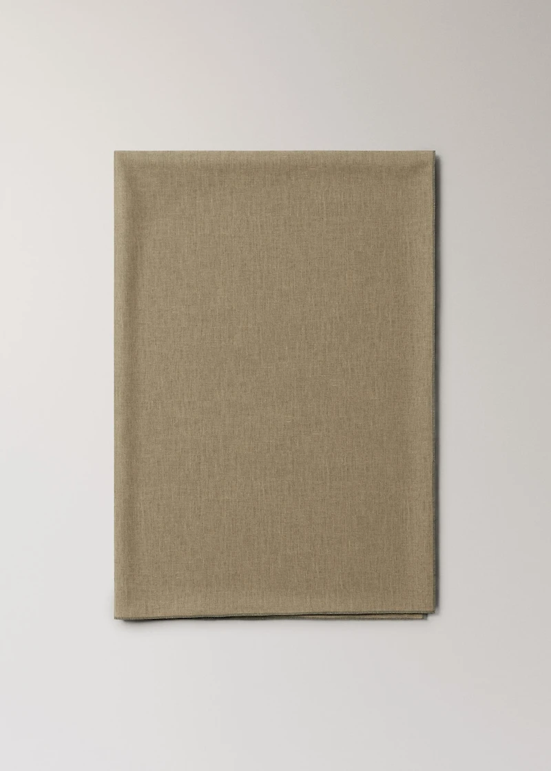 100% resin-coated linen tablecloth with contrasting overlock for 6 to 8 diners