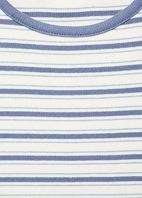 Striped t-shirt with contrasting collar