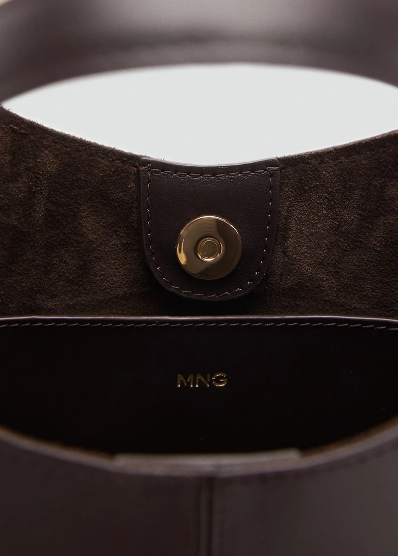 Leather handbag
