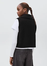 Perkins-neck knitted vest