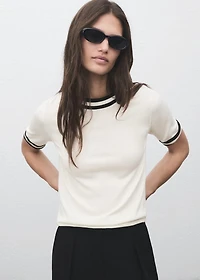 Short-sleeved sweater with contrasting stripes