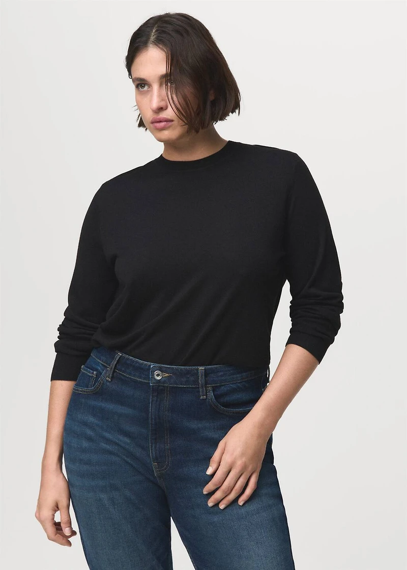 Fine-knit crew-neck sweater
