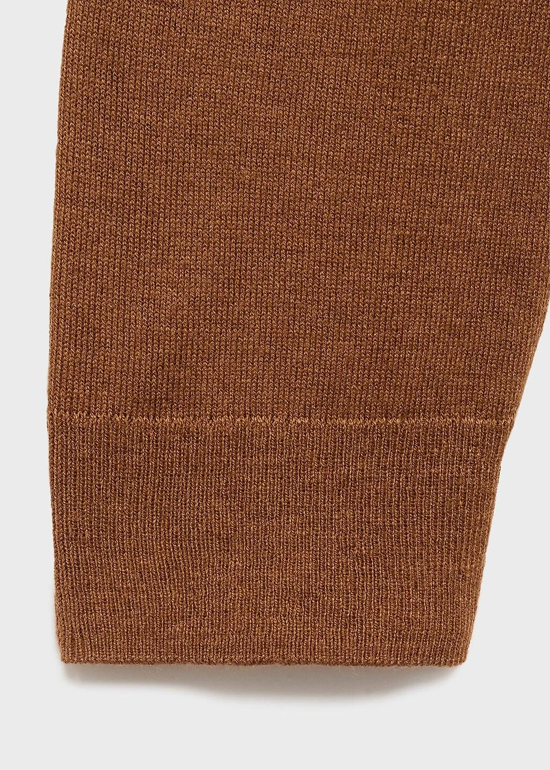 Fine-knit sweater with scarf